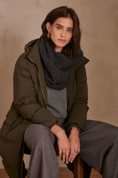 Picture of VICKY HOODED COLLAR